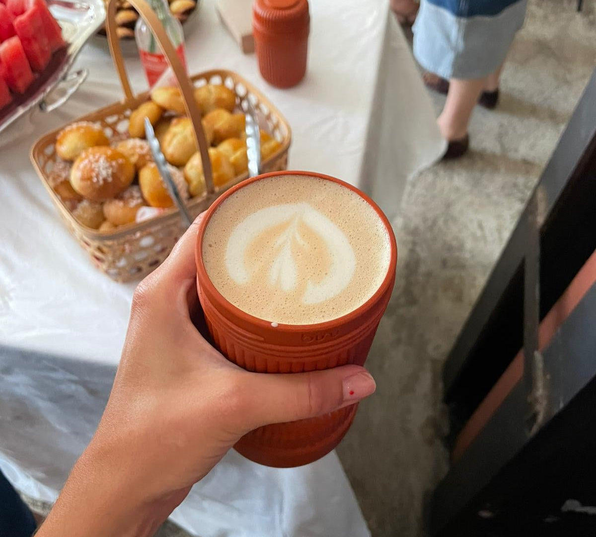 "Alternative au café : comment se réveiller sans booster son cortisol ?”